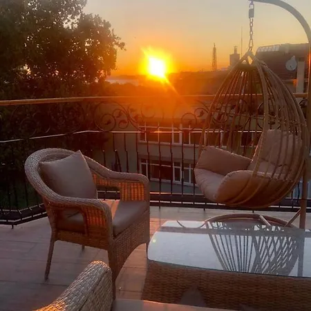 Red Stone Отель 3*