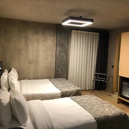레드 스톤 호텔